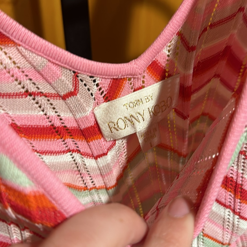 Torn by Ronny Kobo Knitted Pink Chevron Striped Keyhole Crop Tank Top NEW 🆕 - Picture 7 of 8